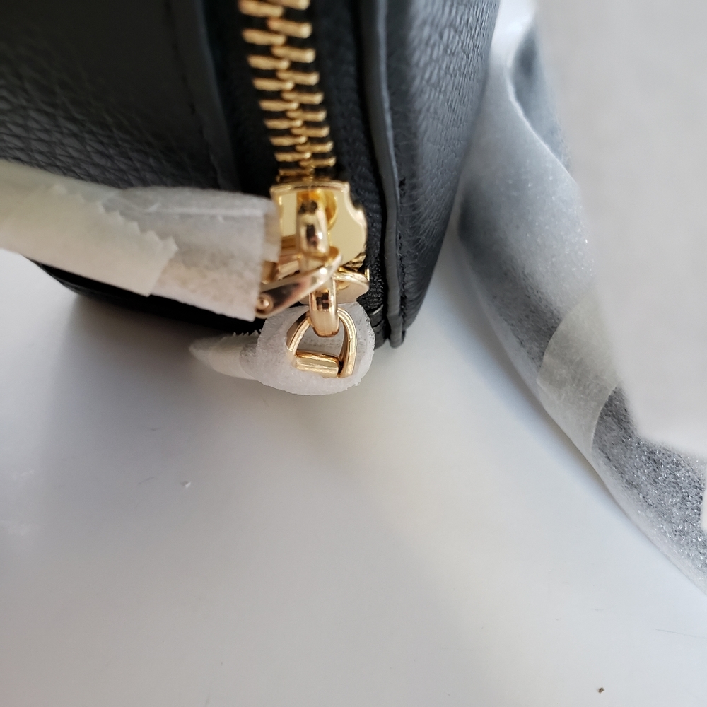 COACH | Hexagonal Crossbody Purse - Picture 10 of 16